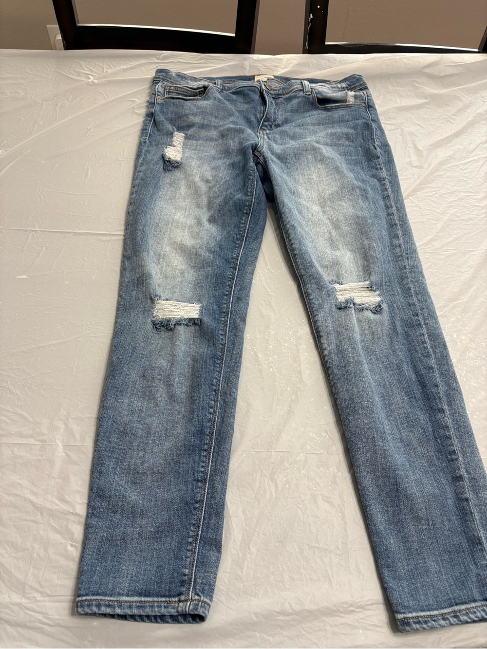Women’s Light Blue Distressed Jeans